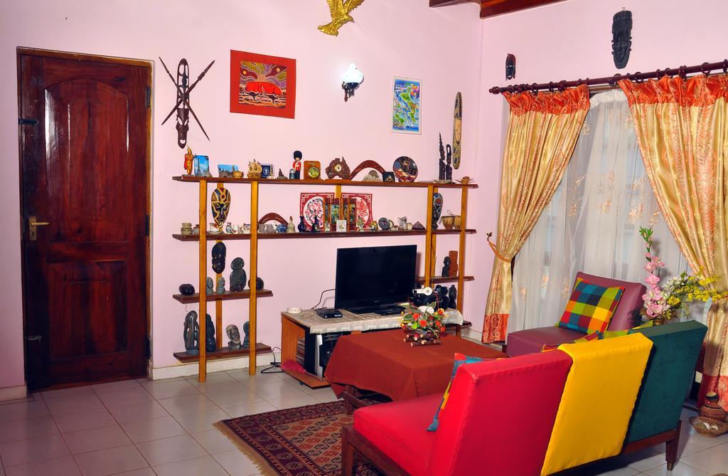 Primrose Inn קנדי מראה חיצוני תמונה