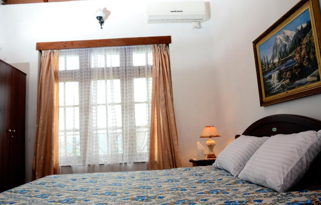Primrose Inn קנדי מראה חיצוני תמונה